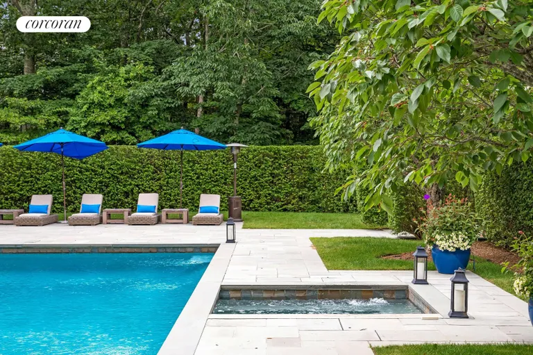 The Hamptons Real Estate | View 462 Middle Line Highway | room 4 | View 5
