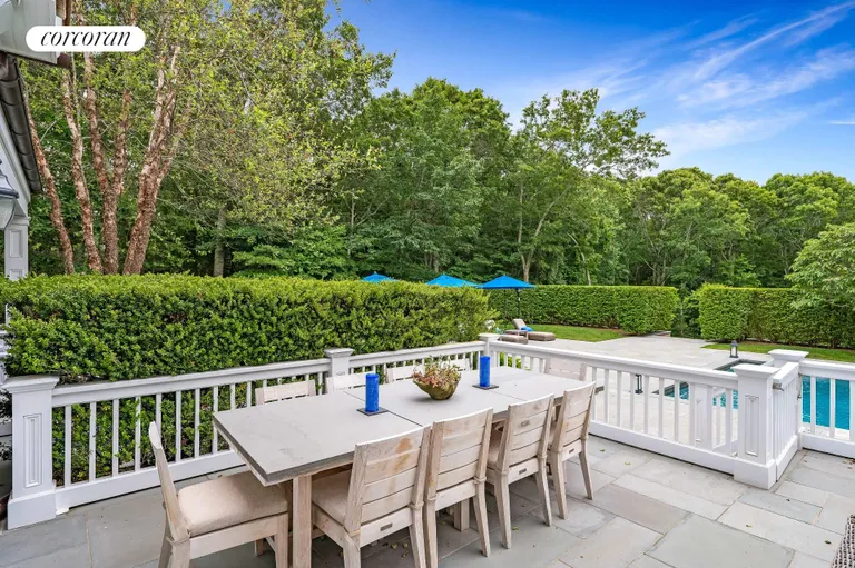 The Hamptons Real Estate | View 462 Middle Line Highway | room 5 | View 6
