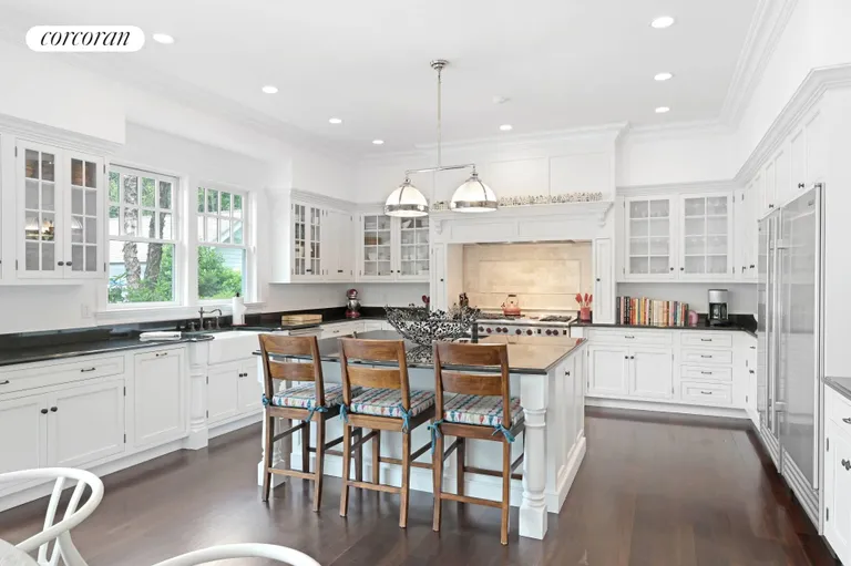 The Hamptons Real Estate | View 462 Middle Line Highway | room 13 | View 14