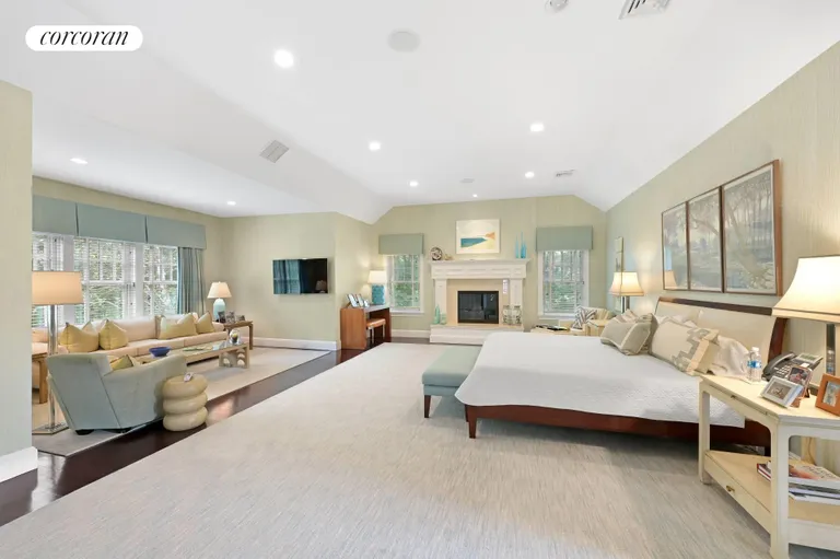 The Hamptons Real Estate | View 462 Middle Line Highway | room 15 | View 16