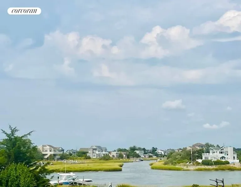 New York City Real Estate | View 65 Inlet Road West | Lots of Boat Watching | View 31