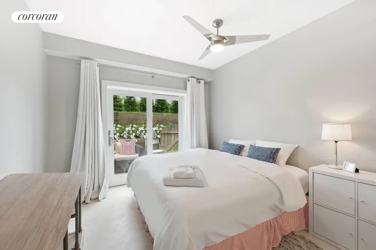 New York City Real Estate | View 18 Sandringham Lane | room 33 | View 34