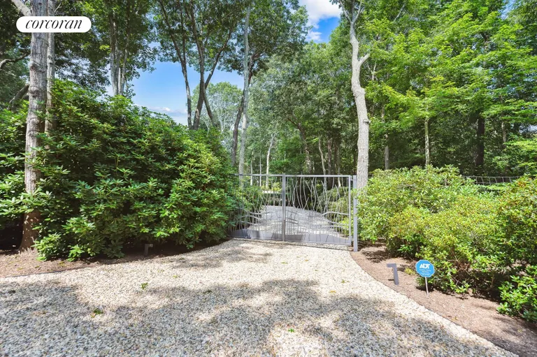 New York City Real Estate | View 27 North Hollow Drive | room 22 | View 23