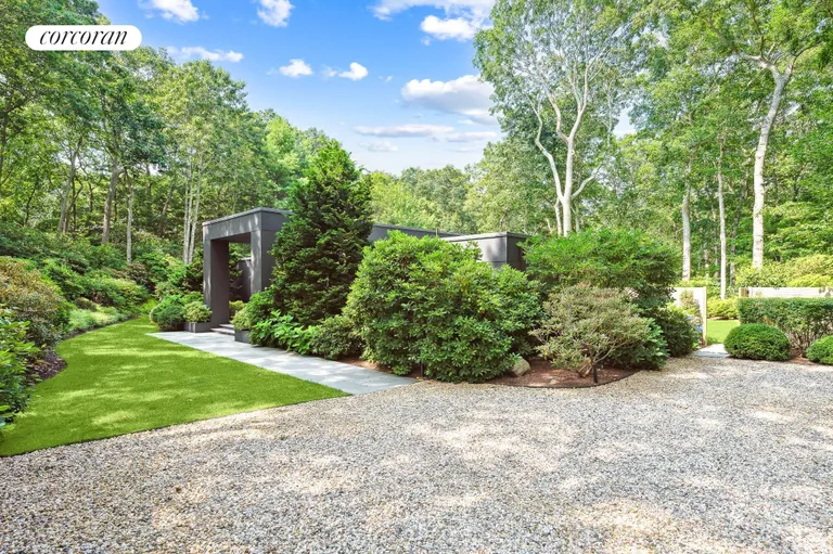 New York City Real Estate | View 27 North Hollow Drive | room 23 | View 24