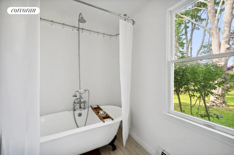 New York City Real Estate | View 2600 Oregon Road | Full Bathroom | View 27