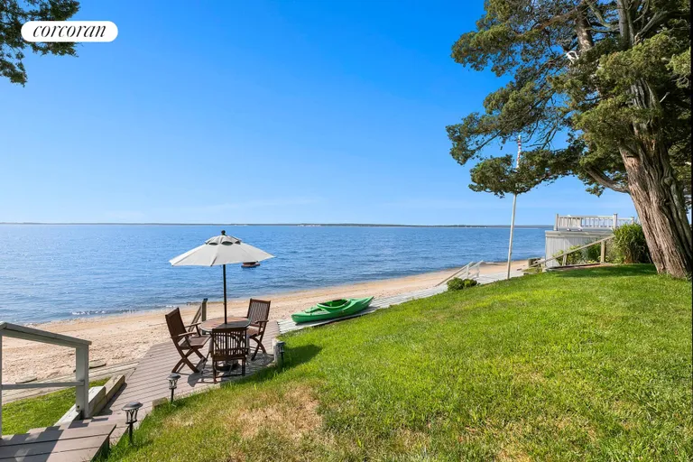 New York City Real Estate | View 760 Great Peconic Bay Blvd | room 3 | View 4