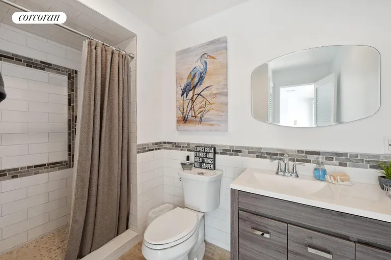 New York City Real Estate | View 49 Tuthill Lane | room 17 | View 18