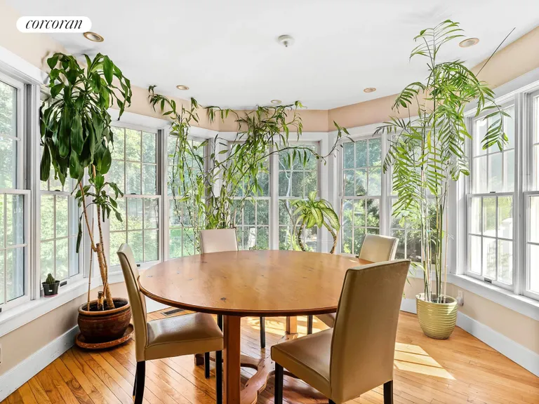 New York City Real Estate | View 104B Squiretown Road | Dining Room | View 4