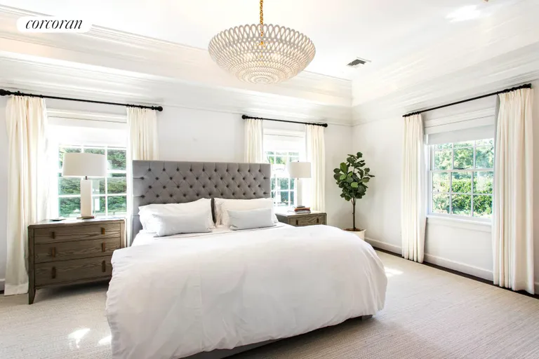 The Hamptons Real Estate | View 1 Ring Neck Road | Master bedroom | View 9