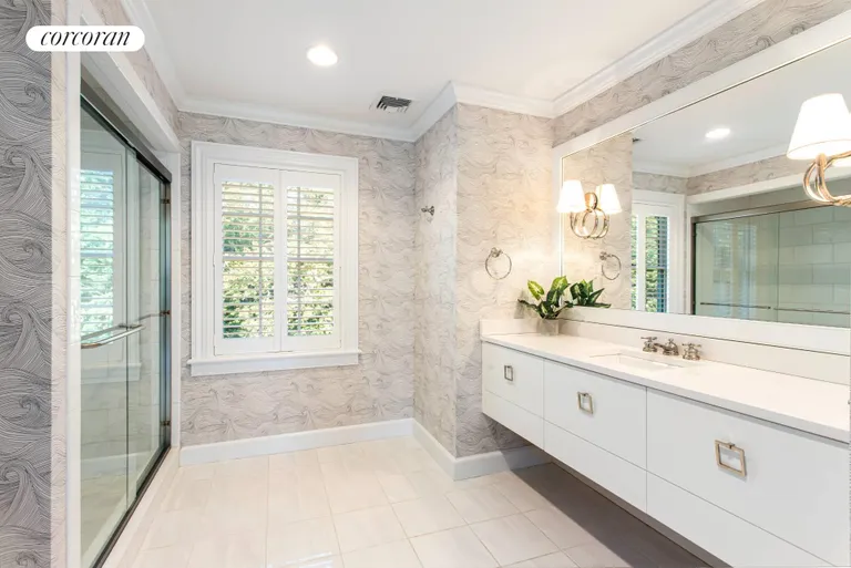 The Hamptons Real Estate | View 1 Ring Neck Road | Guest bathroom | View 12
