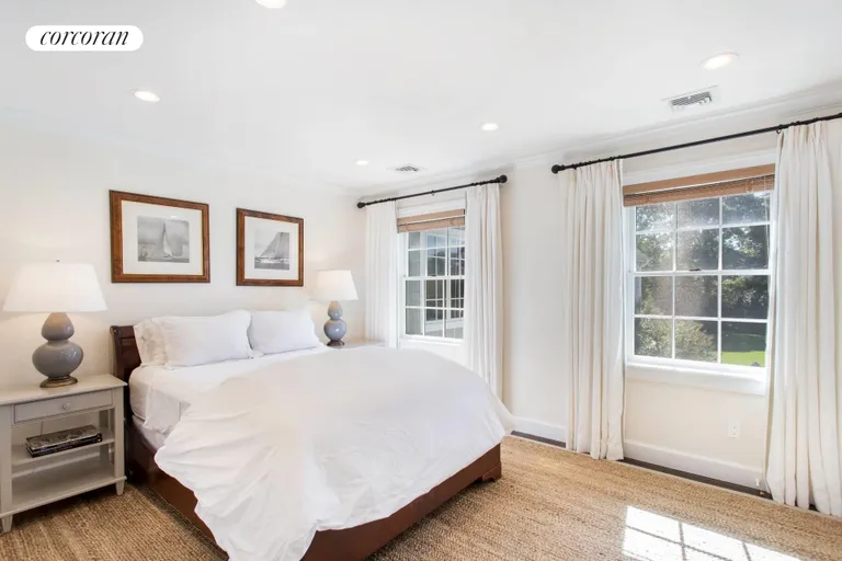 The Hamptons Real Estate | View 1 Ring Neck Road | Guest bedroom | View 15