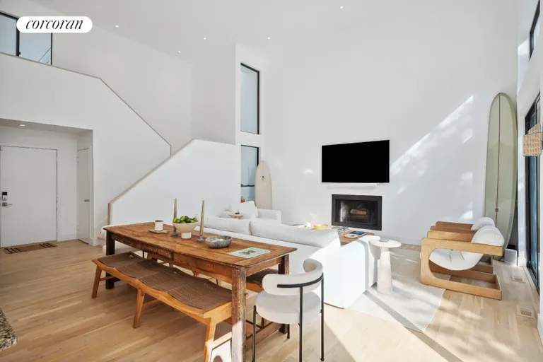 The Hamptons Real Estate | View 3 North Pass Road | room 5 | View 6