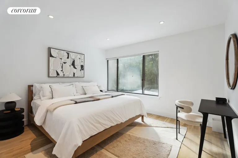 The Hamptons Real Estate | View 3 North Pass Road | room 18 | View 19