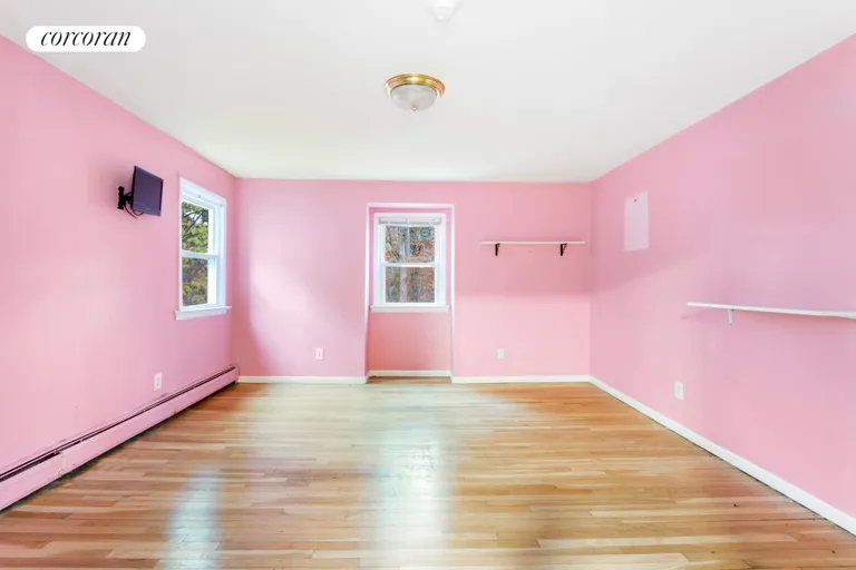New York City Real Estate | View 23 Marion Lane | room 3 | View 4