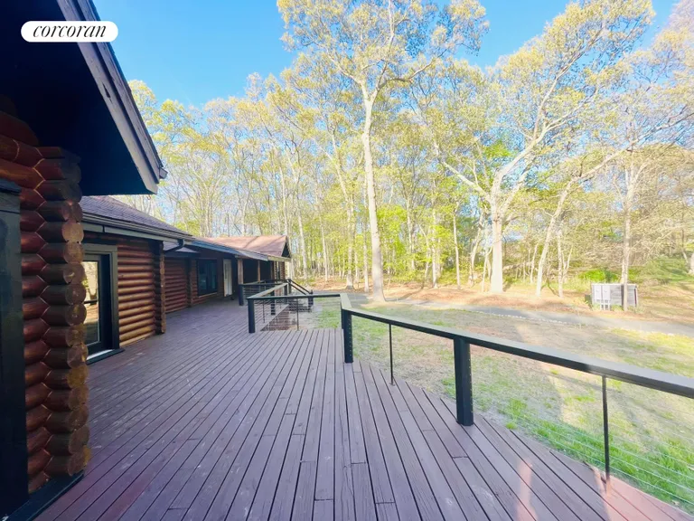 The Hamptons Real Estate | View 1710 Gull Pond Lane | room 19 | View 20