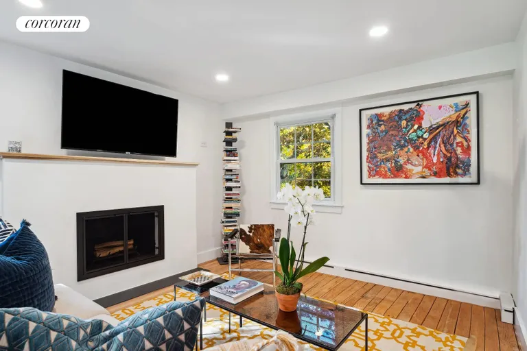 New York City Real Estate | View 22 Greenfield Road | room 10 | View 11