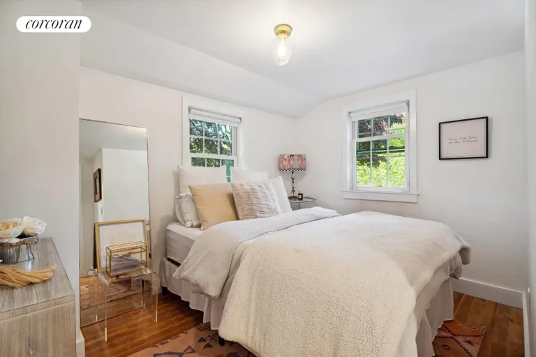 New York City Real Estate | View 22 Greenfield Road | room 14 | View 15