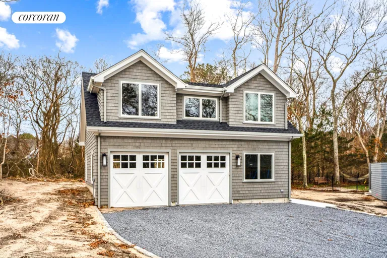 New York City Real Estate | View 28 Old Meeting House Road | Detached 2 Car Garage | View 27