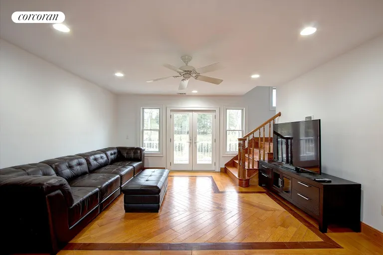 New York City Real Estate | View 4 Bayview Avenue | Second Floor TV area | View 15