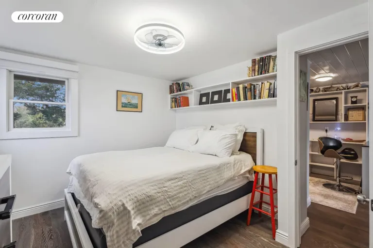 New York City Real Estate | View 1840 North Sea Road  (1844 on Mailbox)) | room 18 | View 19