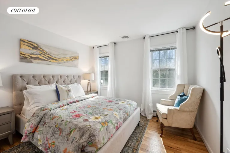 New York City Real Estate | View 73 Glenview Drive | room 16 | View 17