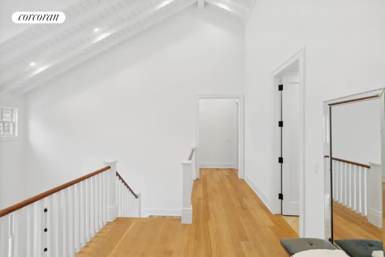 New York City Real Estate | View 11 Dering Lane | room 13 | View 14