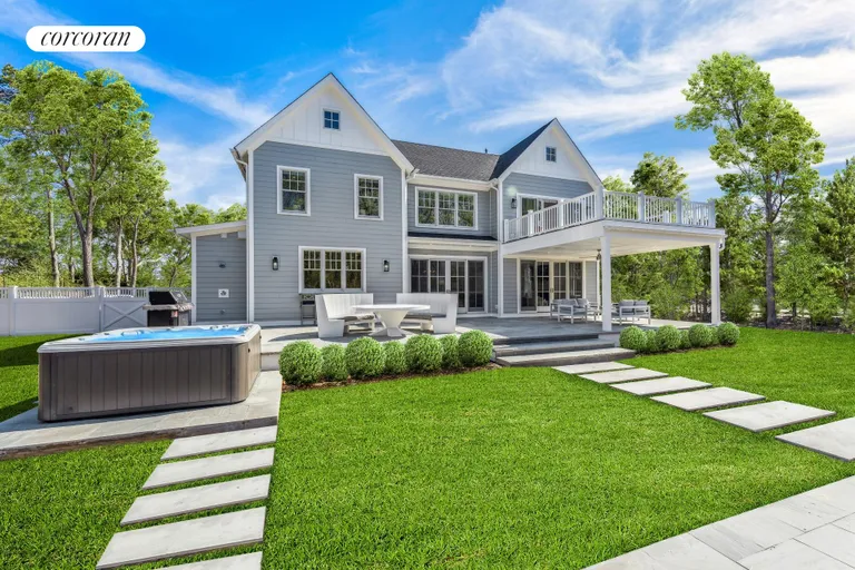 The Hamptons Real Estate | View 9 Mill Road | room 1 | View 2