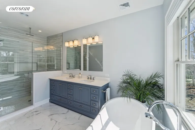 The Hamptons Real Estate | View 9 Mill Road | room 20 | View 21