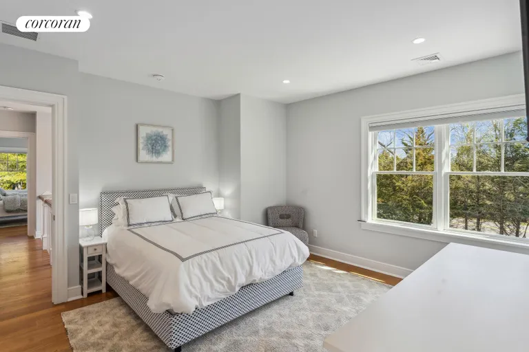 The Hamptons Real Estate | View 9 Mill Road | room 24 | View 25