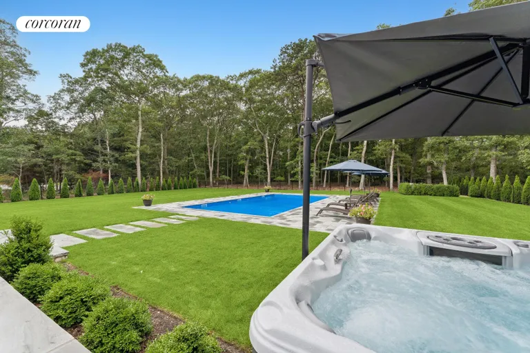 The Hamptons Real Estate | View 9 Mill Road | room 28 | View 29