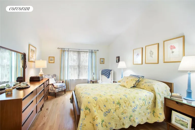 New York City Real Estate | View 2555 Youngs Avenue, #11C | room 4 | View 5