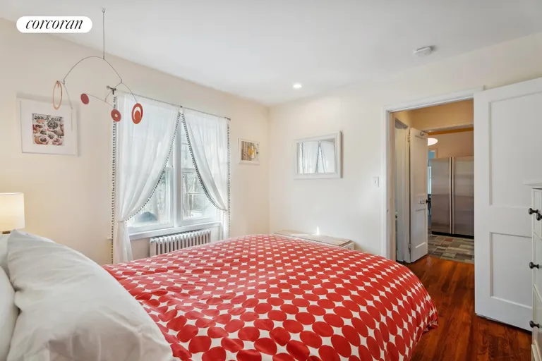 New York City Real Estate | View 42 West Neck Road | room 24 | View 25