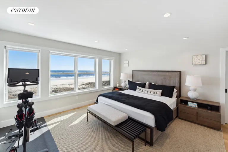 New York City Real Estate | View 839 Dune Road | room 15 | View 16
