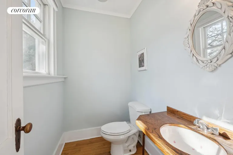 New York City Real Estate | View 27 South Ferry Road | room 14 | View 15