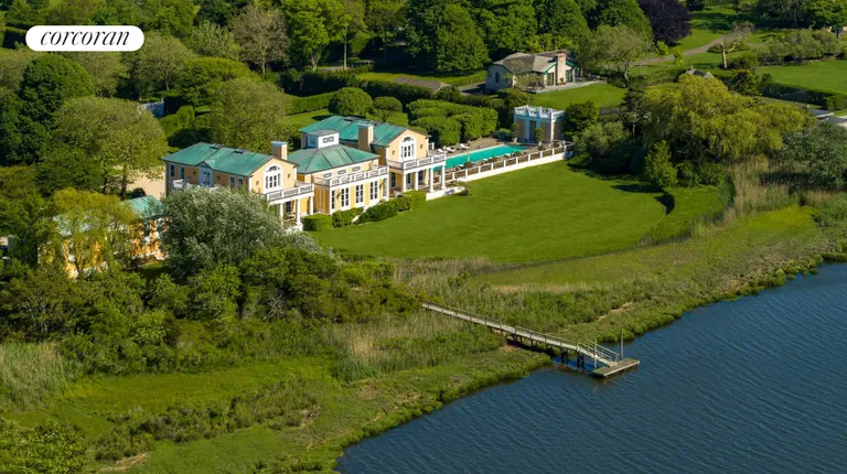 The Hamptons Real Estate | View 623 Halsey Neck Lane | room 1 | View 2