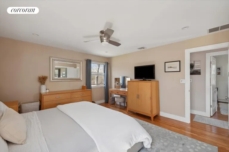 New York City Real Estate | View 15 Tree Haven Lane | Primary Bedroom | View 12