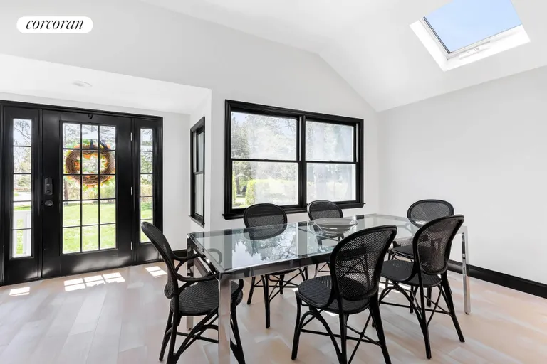 New York City Real Estate | View 121 Twin View Drive | Dining Area | View 4