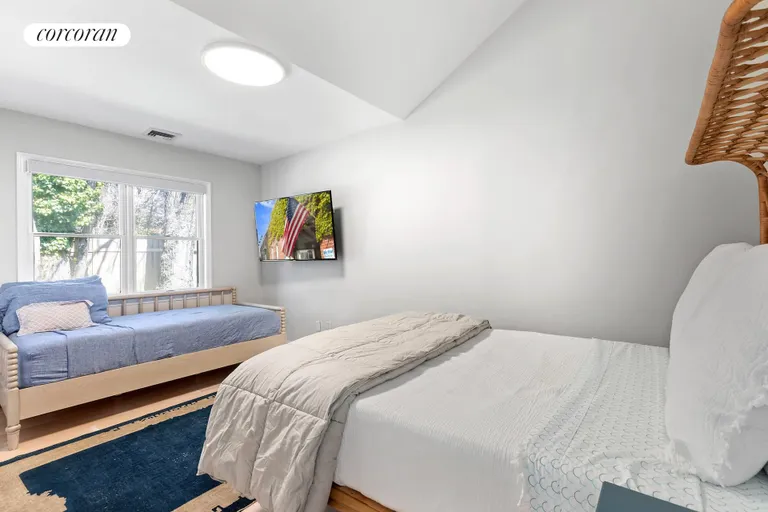 New York City Real Estate | View 121 Twin View Drive | Bedroom | View 8