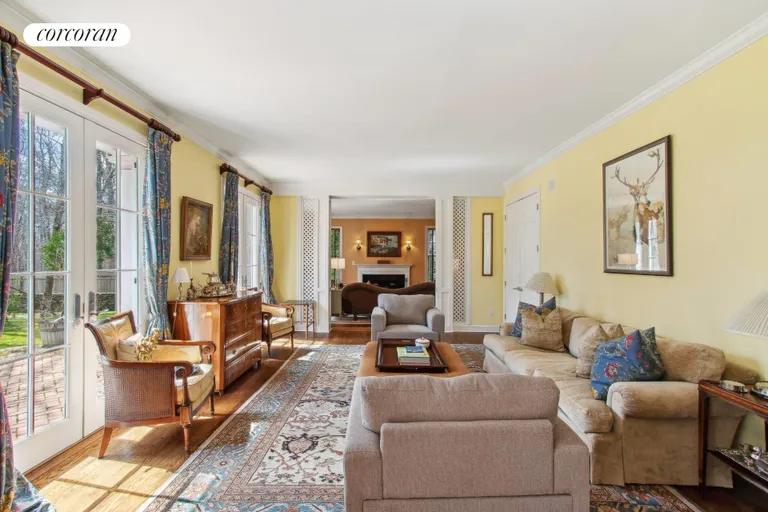 New York City Real Estate | View 14 Fourteen Hills Court | Living Room 2 | View 5