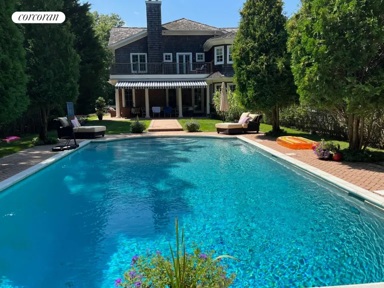 New York City Real Estate | View 14 Fourteen Hills Court | Heated Pool | View 27
