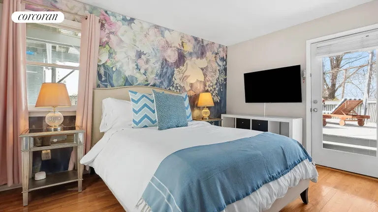 The Hamptons Real Estate | View 9 Tanners Neck Lane | Master Suite | View 6