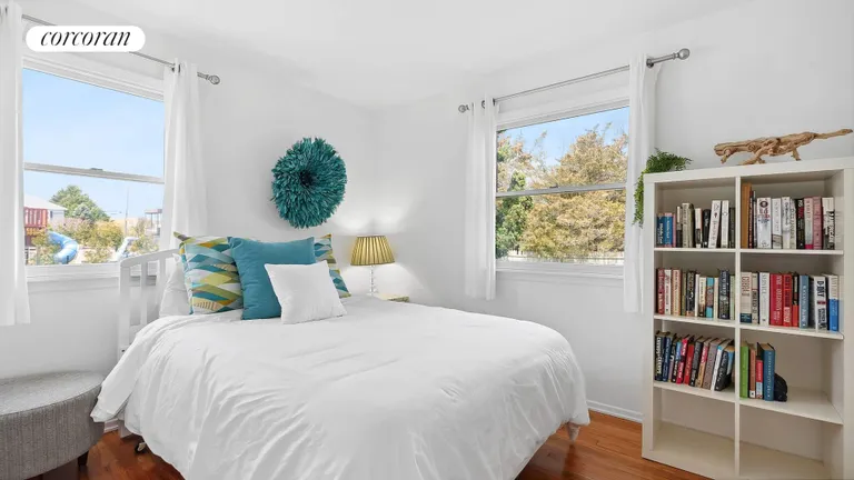 The Hamptons Real Estate | View 9 Tanners Neck Lane | Four Bedrooms | View 10