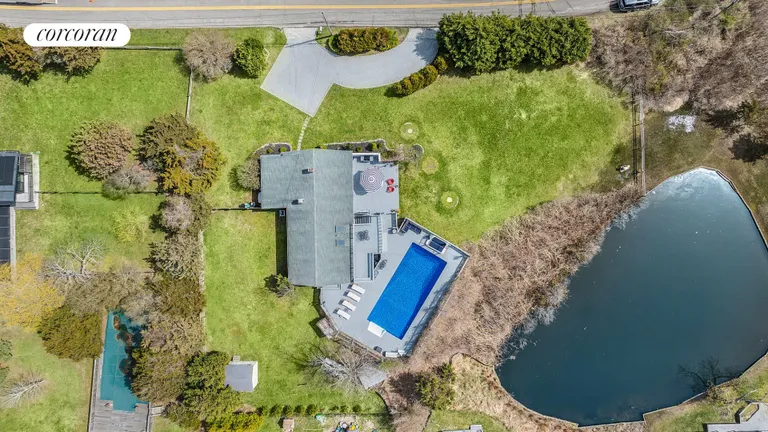 The Hamptons Real Estate | View 9 Tanners Neck Lane | Bird's Eye View | View 17