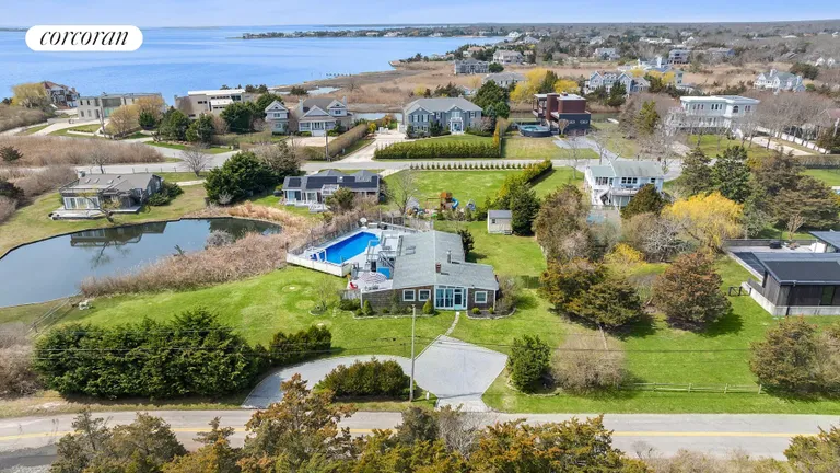 The Hamptons Real Estate | View 9 Tanners Neck Lane | 0.62 Acres | View 19