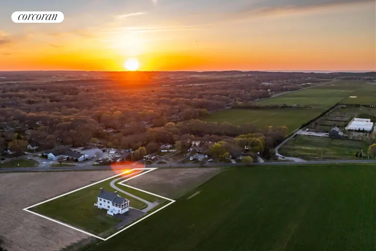 The Hamptons Real Estate | View 1263 Northville Turnpike | 3 Beds, 3 Baths | View 1