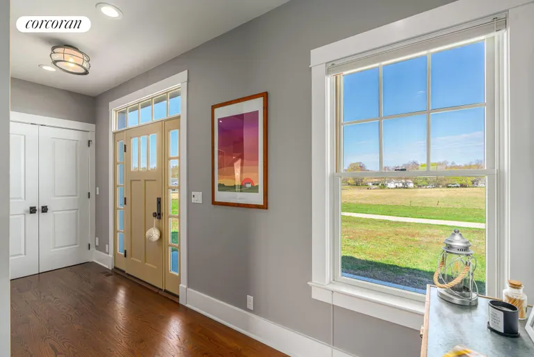 The Hamptons Real Estate | View 1263 Northville Turnpike | Foyer | View 4