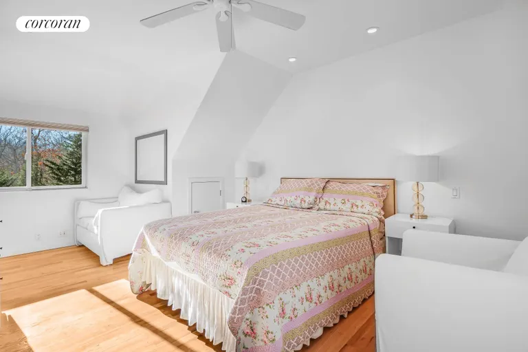New York City Real Estate | View  | Guest suite with double bed | View 22