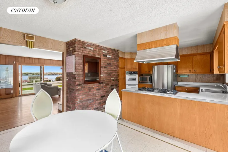 New York City Real Estate | View 1 Oceanview Road | Eat-in-Kitchen | View 7