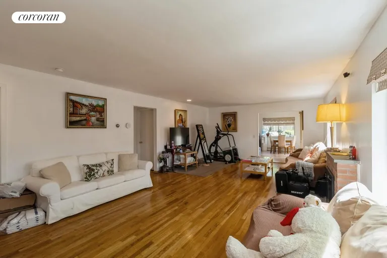 New York City Real Estate | View 9 1th Street | room 20 | View 21