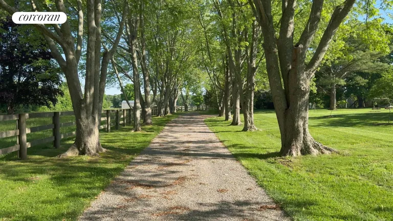 The Hamptons Real Estate | View 4170/3375+ Indian Neck Lane | Indian Neck Farm | View 12